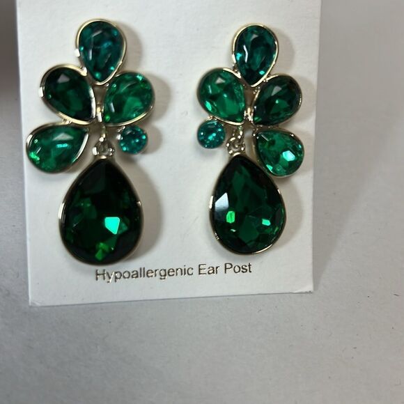 J. Crew Factory CE757 Crystal Green Petal Statement Earrings/NWT - Picture 6 of 9